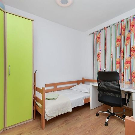 Apartment Ela 오미스 외부 사진
