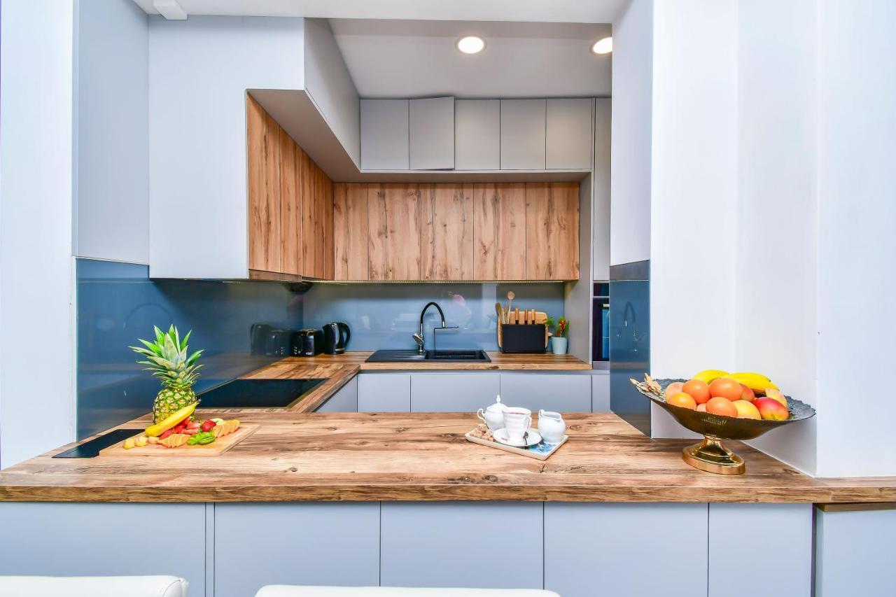 Apartment Ela 오미스 외부 사진