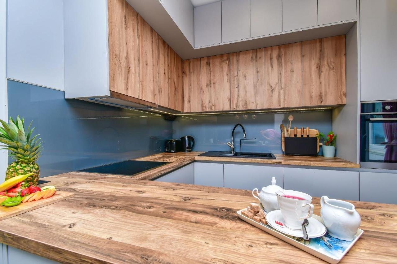 Apartment Ela 오미스 외부 사진